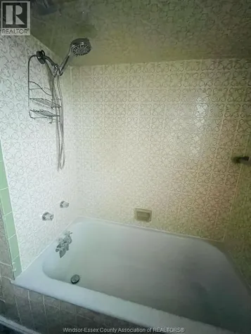 1645 Goyeau Windsor ON N8X 3L7