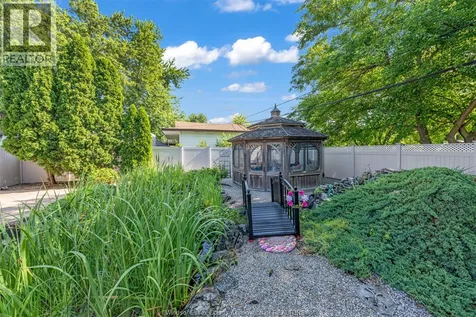 9525 Walker Road Mcgregor ON N0R 1J0