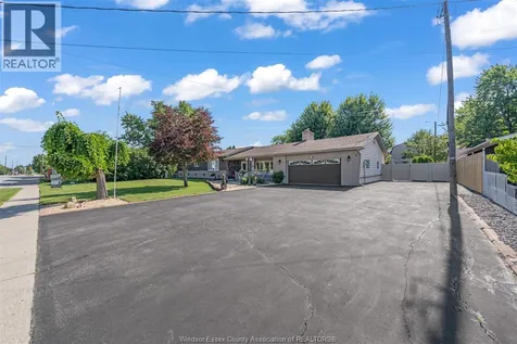 9525 Walker Road Mcgregor ON N0R 1J0