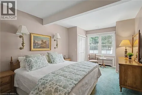 19 Springfield Drive Brantford ON N3R 1N1