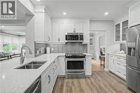 19 Springfield Drive Brantford ON N3R 1N1