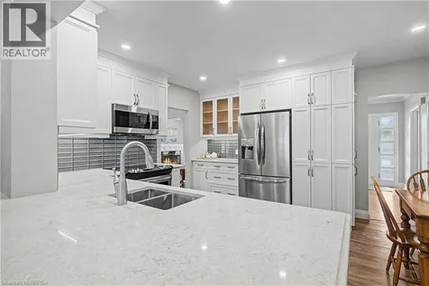 19 Springfield Drive Brantford ON N3R 1N1