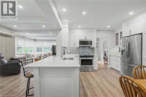 19 Springfield Drive Brantford ON N3R 1N1