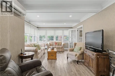 19 Springfield Drive Brantford ON N3R 1N1