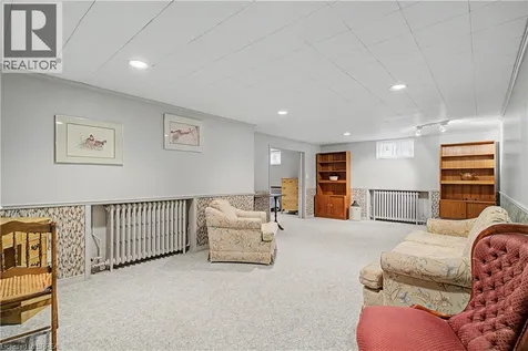 19 Springfield Drive Brantford ON N3R 1N1