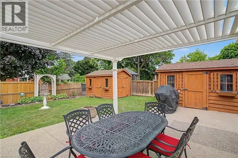 19 Springfield Drive Brantford ON N3R 1N1