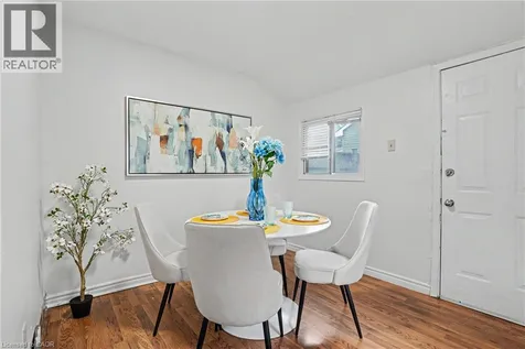52 Cathcart Street Hamilton ON L8R 1M5