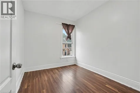 52 Cathcart Street Hamilton ON L8R 1M5