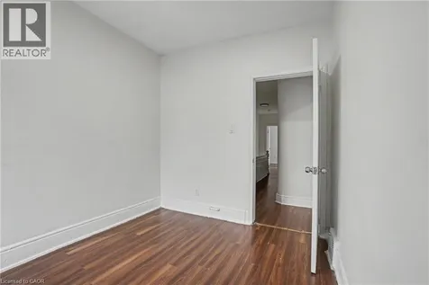 52 Cathcart Street Hamilton ON L8R 1M5