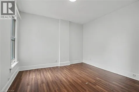 52 Cathcart Street Hamilton ON L8R 1M5