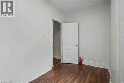 52 Cathcart Street Hamilton ON L8R 1M5