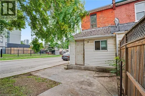 52 Cathcart Street Hamilton ON L8R 1M5