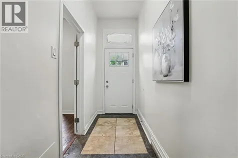 52 Cathcart Street Hamilton ON L8R 1M5