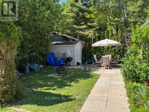 85 Theme Park Drive Wasaga Beach ON L9Z 1X7