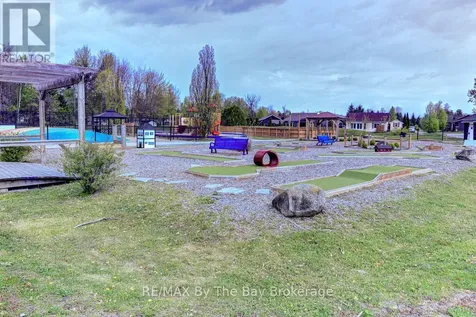 85 Theme Park Drive Wasaga Beach ON L9Z 1X7
