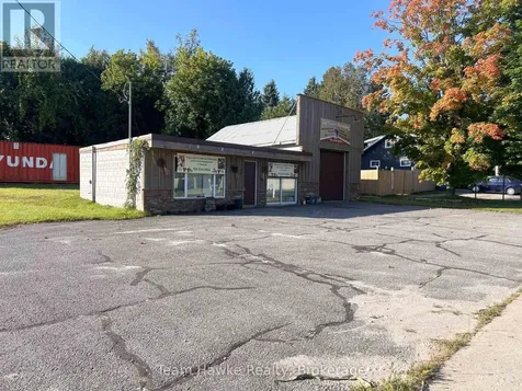 156 Robert Street Penetanguishene ON L9M 1P8