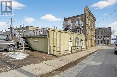 2 -42 King Street East Brockville ON K6V 1B1