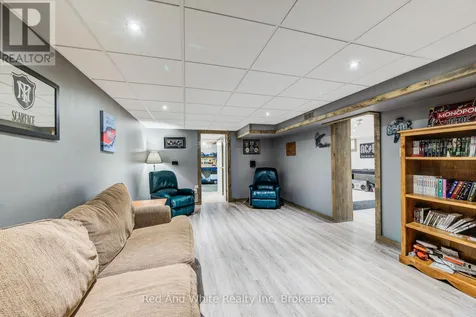 192 Warren Road Kitchener ON N2M 4T7