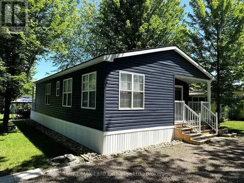 13 Southline Avenue Huron-kinloss ON N2Z 2X5