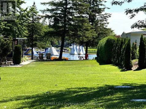 13 Southline Avenue Huron-kinloss ON N2Z 2X5