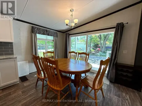 13 Southline Avenue Huron-kinloss ON N2Z 2X5