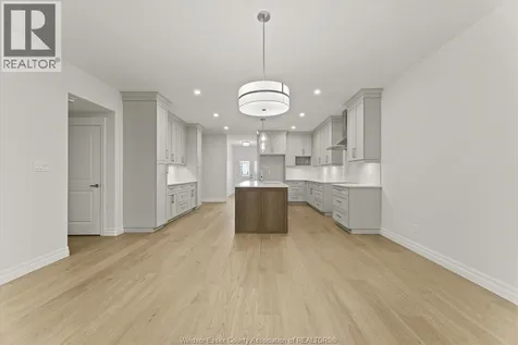 3255 Tullio Drive Lasalle ON N9H 1H3