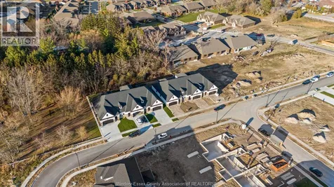 3255 Tullio Drive Lasalle ON N9H 1H3