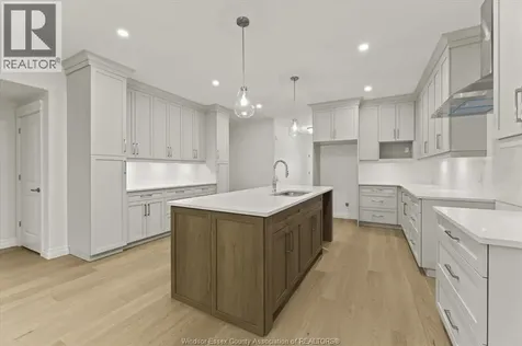 3255 Tullio Drive Lasalle ON N9H 1H3