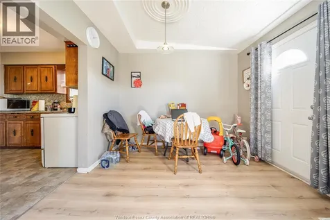 1249 Marentette Avenue Windsor ON N8X 4C7