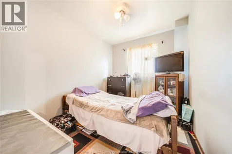 1249 Marentette Avenue Windsor ON N8X 4C7