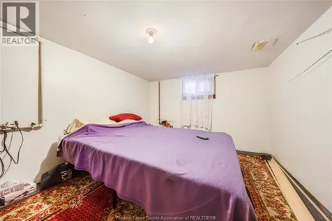 1249 Marentette Avenue Windsor ON N8X 4C7