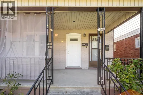 1249 Marentette Avenue Windsor ON N8X 4C7