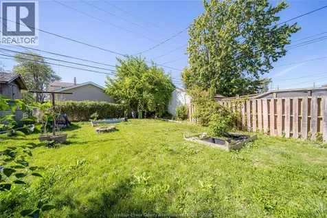 1249 Marentette Avenue Windsor ON N8X 4C7