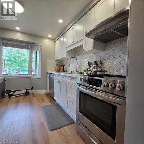 158 Newbury Drive Kitchener ON N2N 2N8