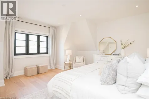 307 Martin Street Milton ON L9T 2R7