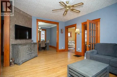 162 Grand River Street North Paris ON N3L 2M6