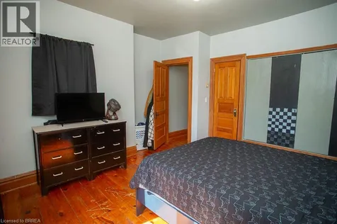 162 Grand River Street North Paris ON N3L 2M6