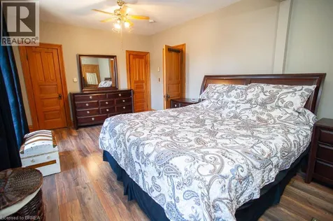 162 Grand River Street North Paris ON N3L 2M6