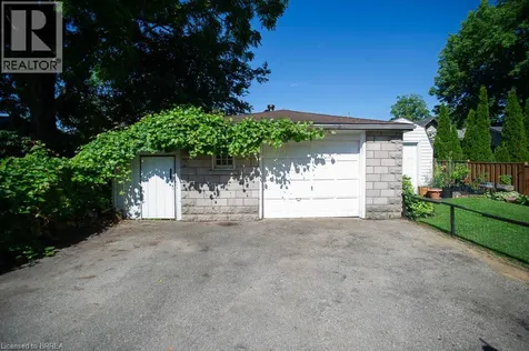 162 Grand River Street North Paris ON N3L 2M6