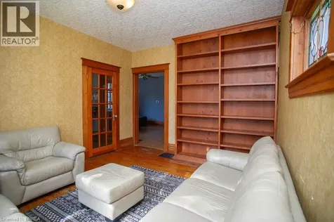 162 Grand River Street North Paris ON N3L 2M6