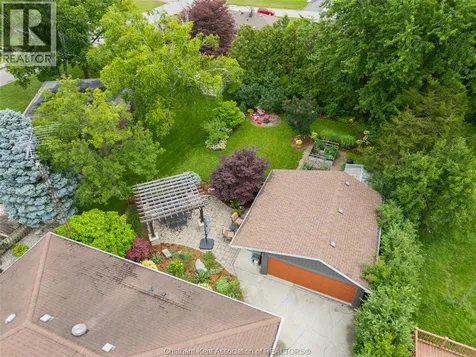 431 Victoria Avenue Chatham ON N7L 3B2
