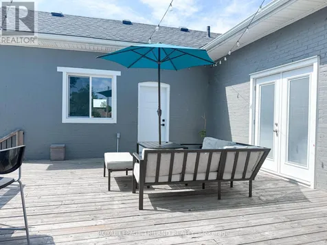 12 East Avenue St. Thomas ON N5R 3S8