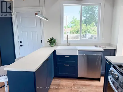 12 East Avenue St. Thomas ON N5R 3S8