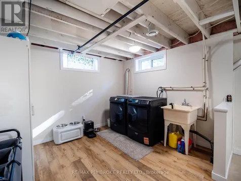 23 Doran Road Petawawa ON K8H 1P8
