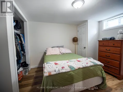 23 Doran Road Petawawa ON K8H 1P8