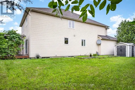 160 Hillman Marsh Way Ottawa ON K1T 0A8