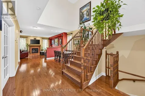 160 Hillman Marsh Way Ottawa ON K1T 0A8