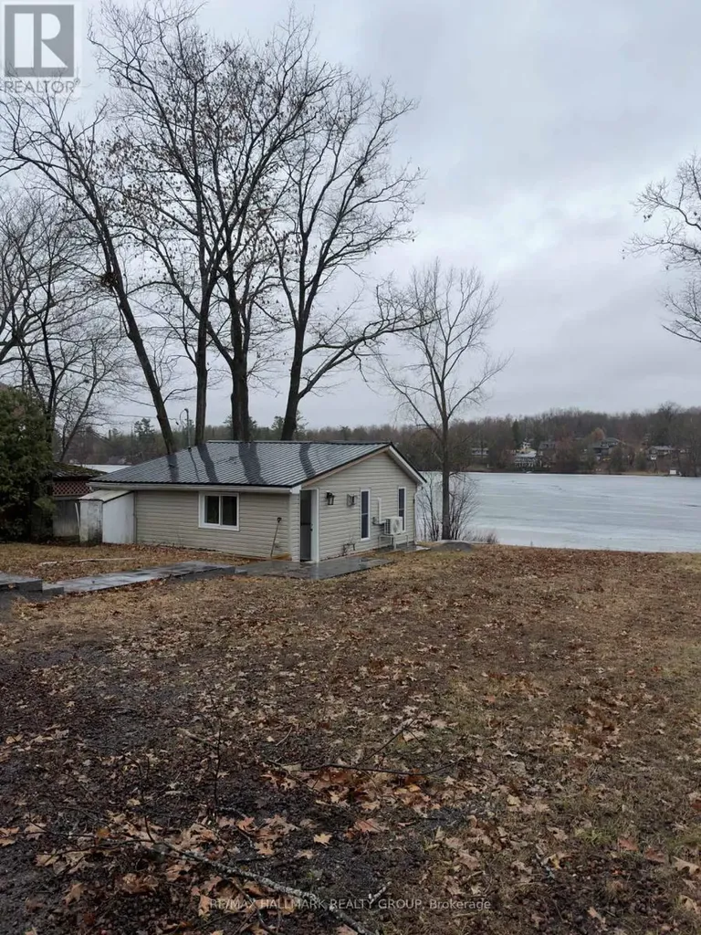 1114 Bayview Drive Ottawa ON K0A 3M0