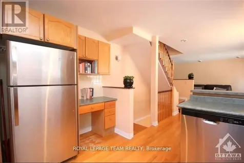 376 Lisgar Street Ottawa ON K2P 2J3