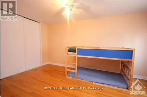 376 Lisgar Street Ottawa ON K2P 2J3